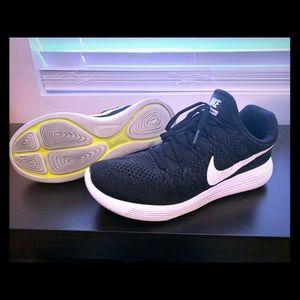 Nike Lunarepic Flyknit Black size 11